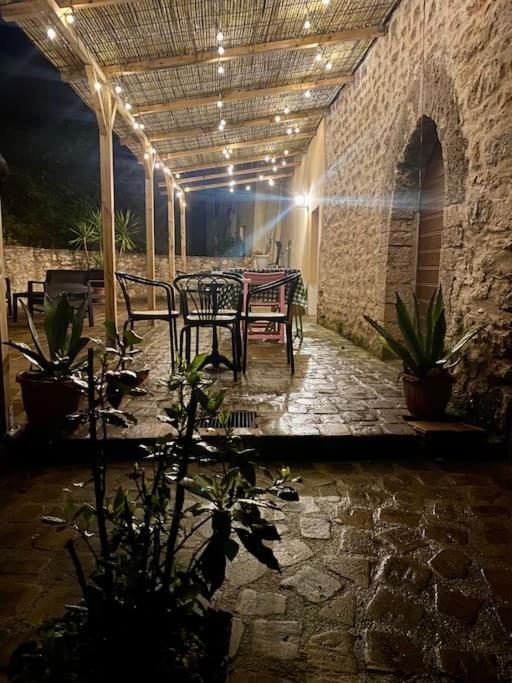 Casa Vacanze Fonte Del Menotre Foligno Kültér fotó